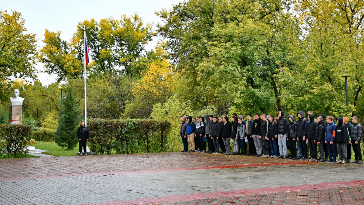 ЦЕРЕМОНИЯ ПОДНЯТИЯ ФЛАГА